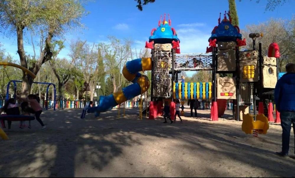 La Casa De Silvia Visita Parque Warner, Madrid Y Alrededores San Martin De La Vega Ngoại thất bức ảnh